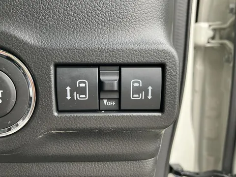 Suzuki Spacia Gear
