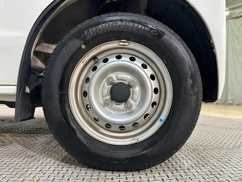 Mitsubishi Minicab Van
