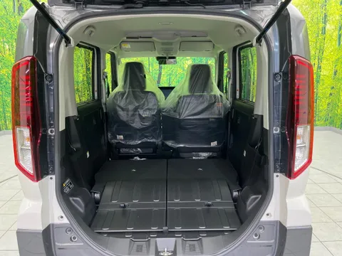 Suzuki Spacia Gear