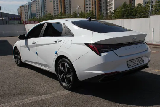 Hyundai Elantra (Avante)