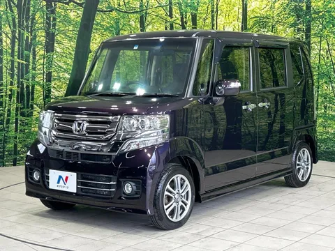 Honda N-BOX Custom