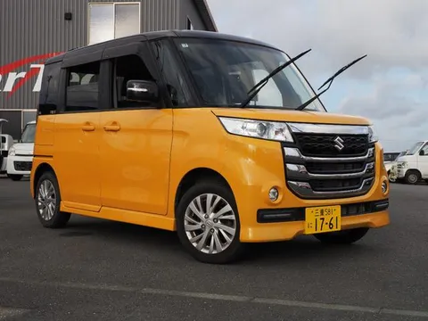 Suzuki Spacia Custom Z