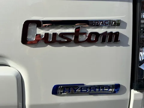 Suzuki Spacia Custom