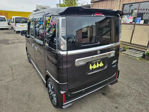 Suzuki Spacia Custom