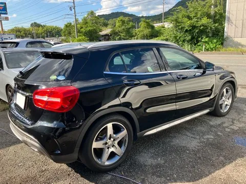 Mercedes-Benz GLA-Class