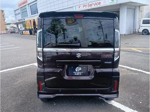 Suzuki Spacia Custom