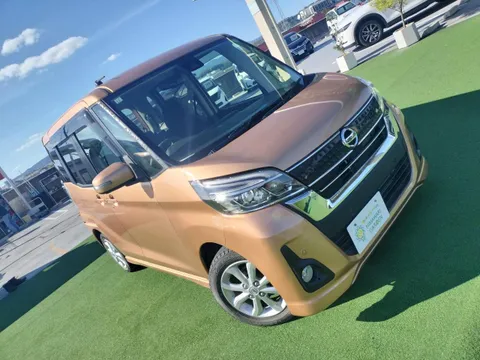 Nissan Dayz Roox