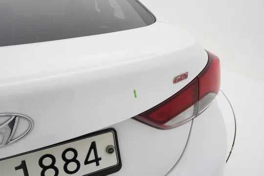 Hyundai Elantra (Avante)
