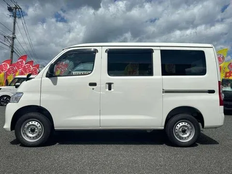 Toyota TownAce Van