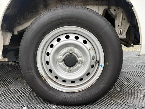 Nissan Clipper