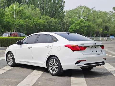 Hyundai Mistra