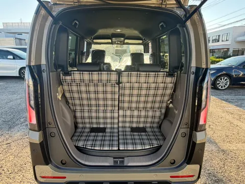 Honda N-BOX Joy