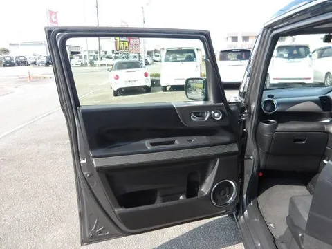 Honda N-BOX Slash