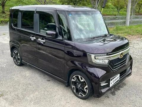 Honda N-BOX Custom
