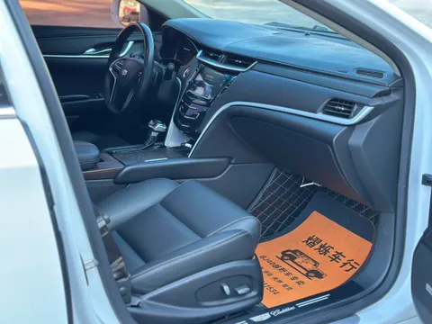 Cadillac XTS