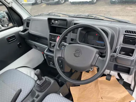 Nissan Clipper Truck
