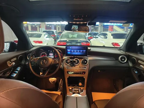 Mercedes-Benz Mercedes-Benz GLC