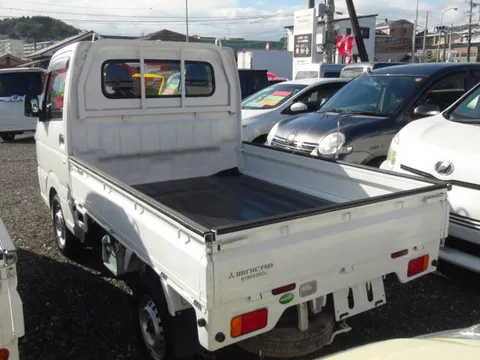 Mitsubishi Minicab Truck