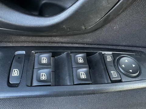 Renault SM3