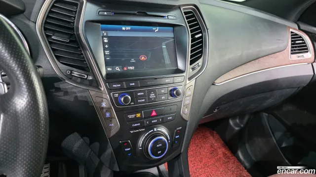 Hyundai Grand Santa Fe (Maxcruz)