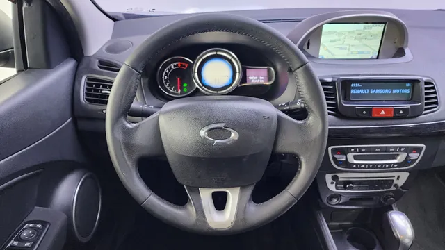 Renault SM3