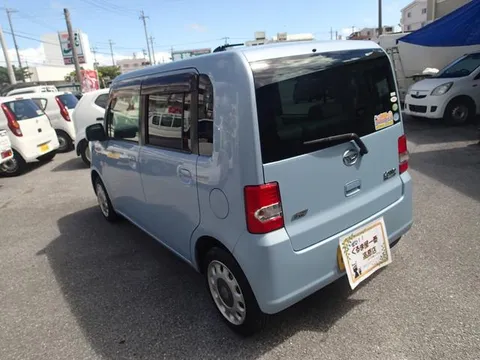 Daihatsu Move Conte