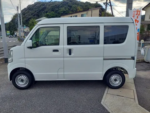 Nissan Clipper
