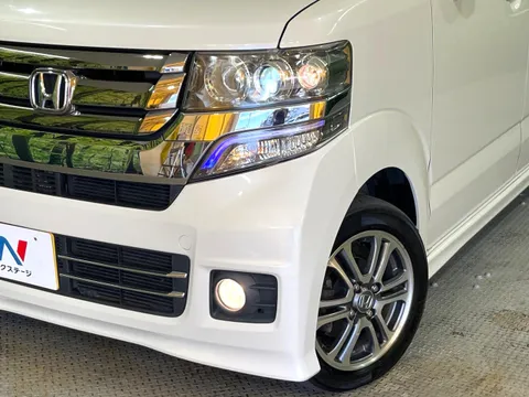 Honda N-BOX Custom