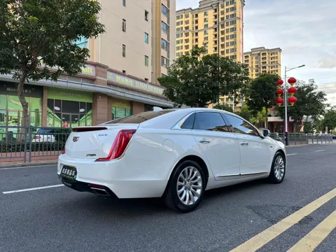 Cadillac XTS