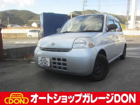 Daihatsu Esse