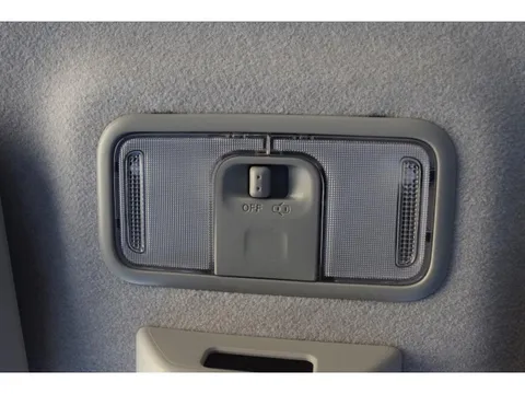 Daihatsu Mira Tocot