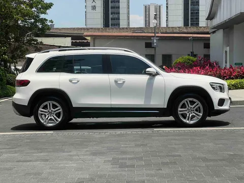 Mercedes-Benz GLB-Class