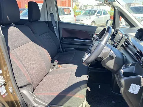 Suzuki Wagon R Stingray
