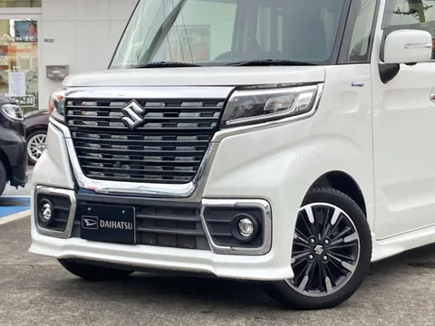 Suzuki Spacia Custom