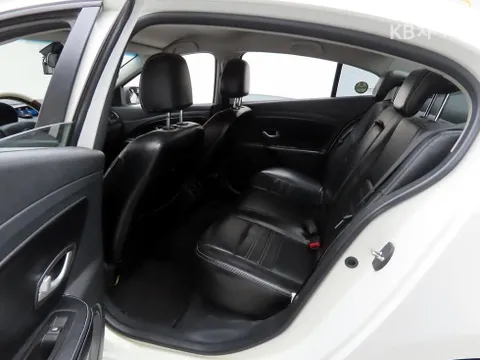 Renault SM3