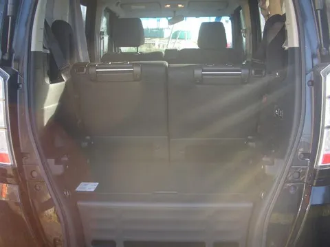 Honda N-BOX Plus