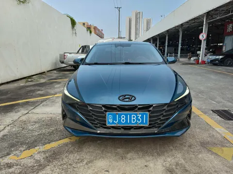 Hyundai Elantra (Avante)