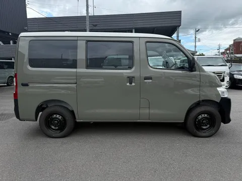 Toyota TownAce Van