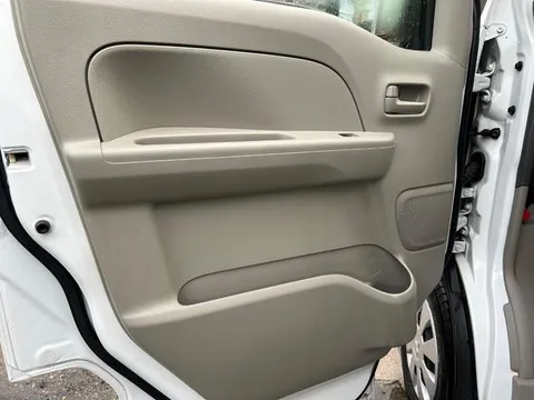 Mitsubishi Minicab Van