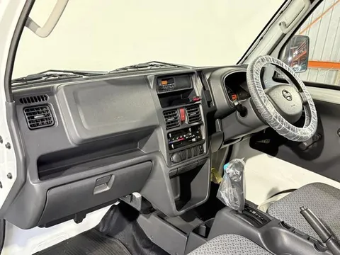 Nissan Clipper Truck
