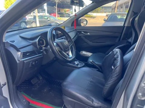 Baojun 360