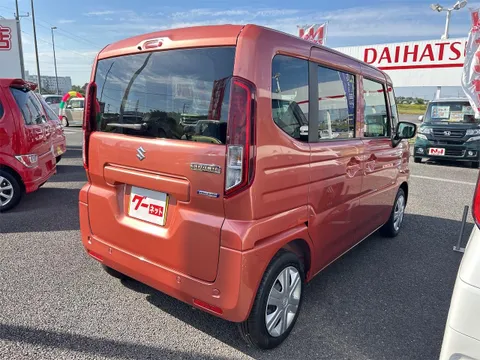 Suzuki Spacia