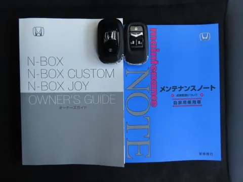 Honda N-BOX Custom