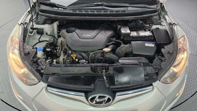 Hyundai Elantra (Avante)