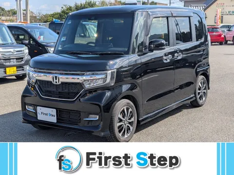 Honda N-BOX Custom