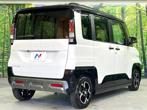 Mitsubishi Delica Mini