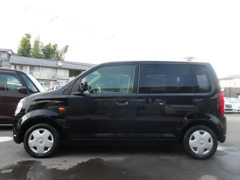 Nissan Otti