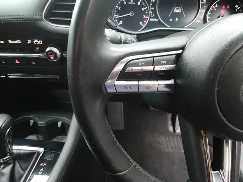 Mazda MAZDA3 Fastback