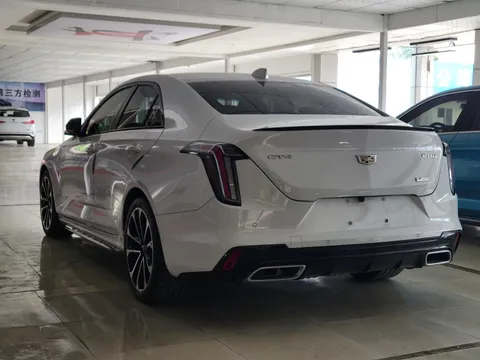 Cadillac CT4