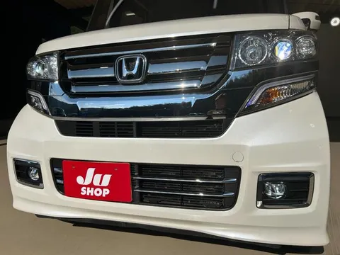 Honda N-BOX Plus Custom